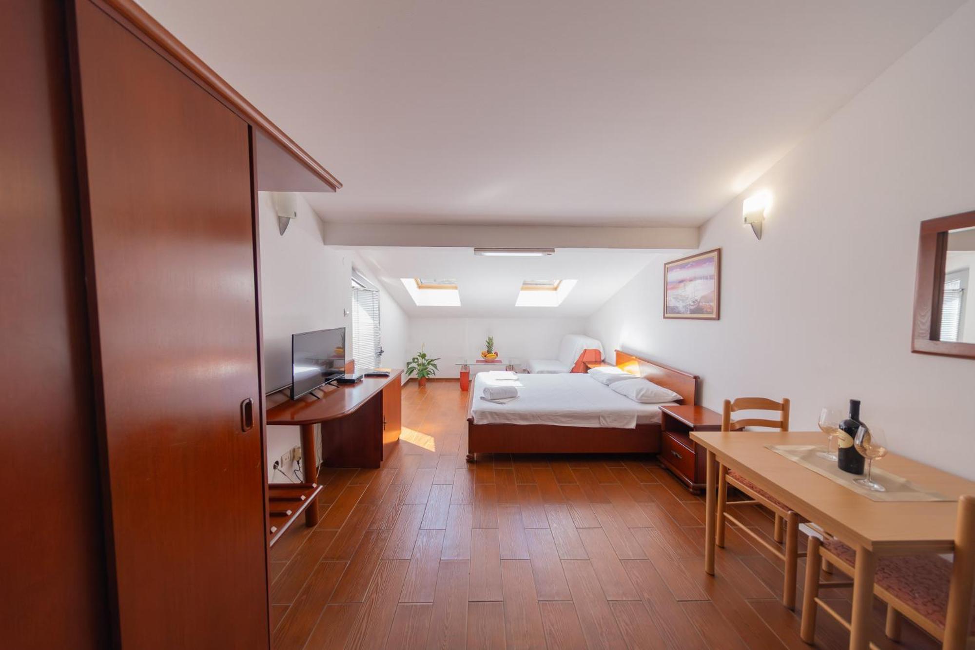 Sms Apartments Budva Exterior photo