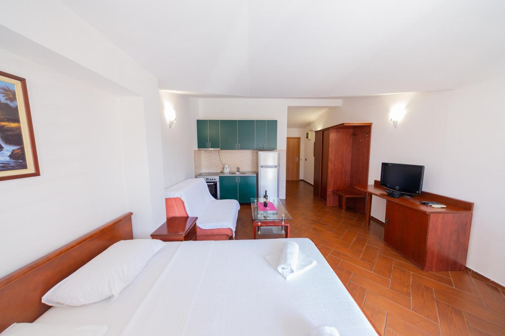 Sms Apartments Budva Room photo