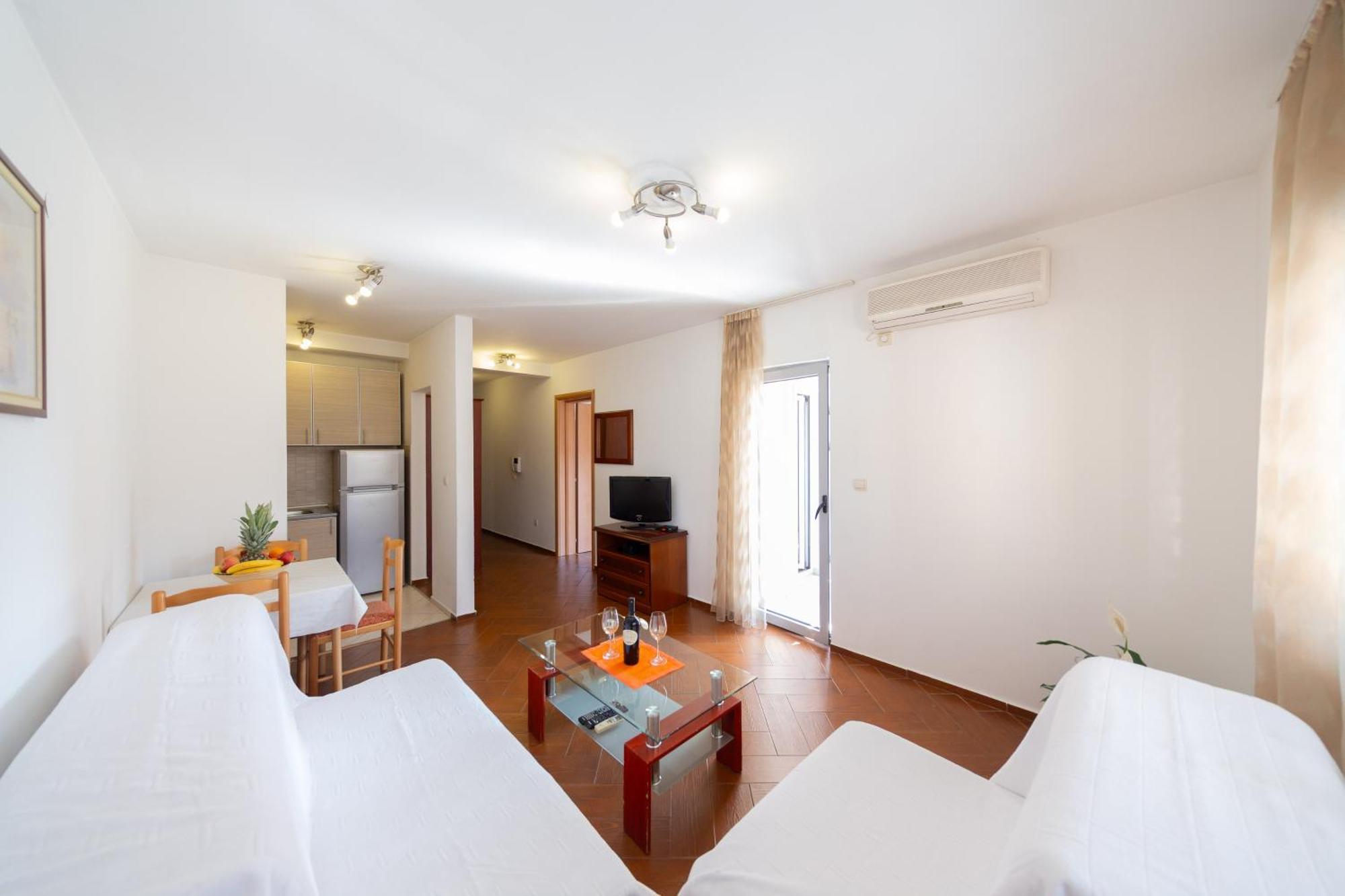 Sms Apartments Budva Exterior photo