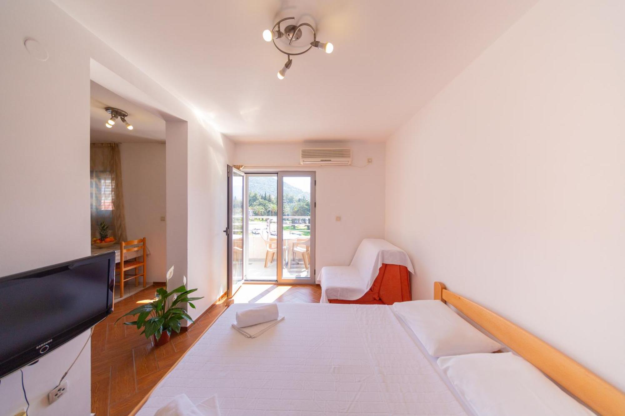 Sms Apartments Budva Exterior photo