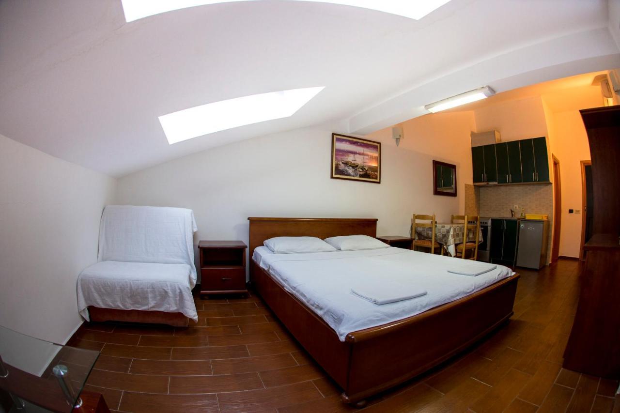 Sms Apartments Budva Exterior photo
