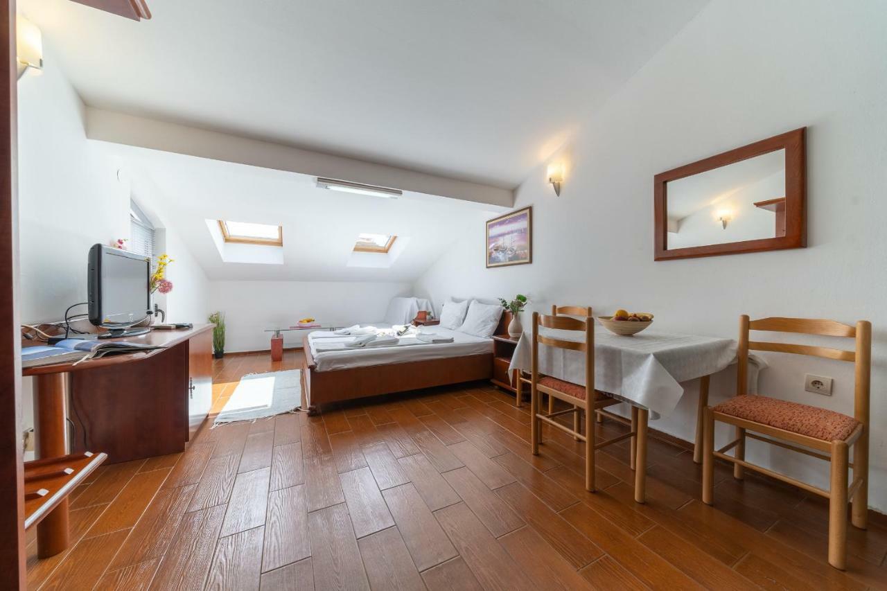 Sms Apartments Budva Exterior photo